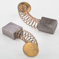 Szczotki węglowe 11x7x13 końcówka X7 (kpl)