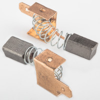 Szczotki węglowe 6x5x11 końcówka X9 (kpl)